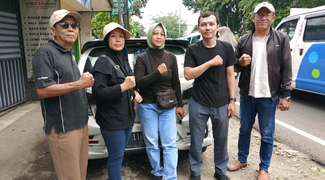 DKN Garda Prabowo Gelar Aksi Berbagi Nasi Kotak dan Takjil di Jakarta Timur